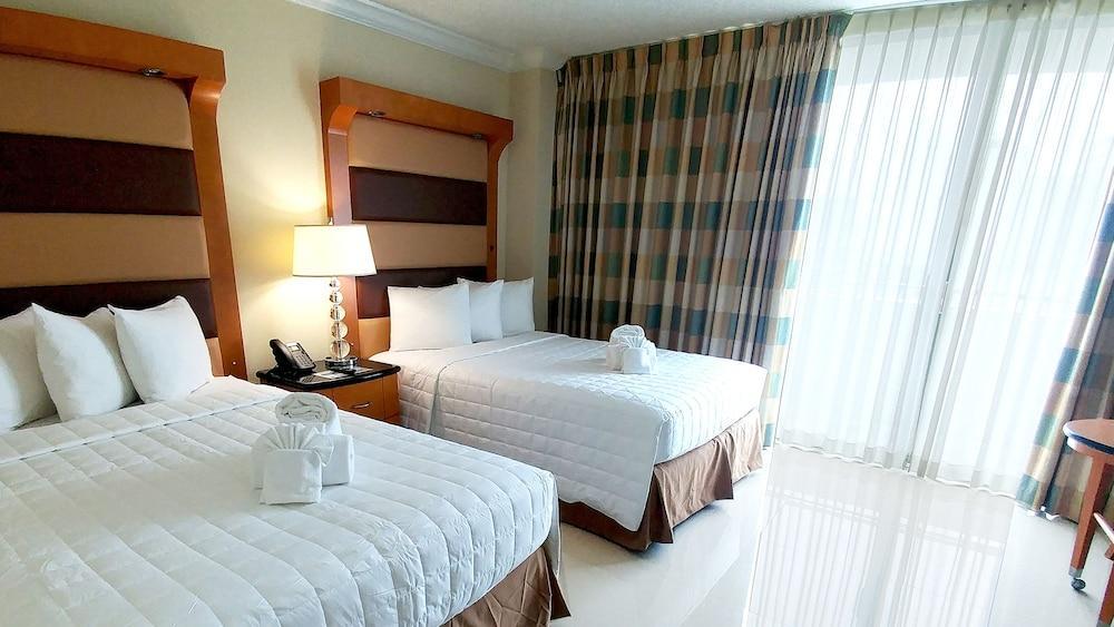 Hotel The Casablanca On The Ocean West Tower Miami Beach Esterno foto