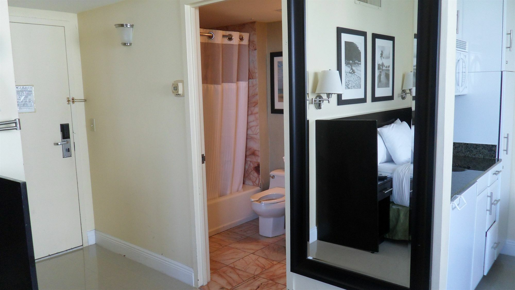 Hotel The Casablanca On The Ocean West Tower Miami Beach Esterno foto